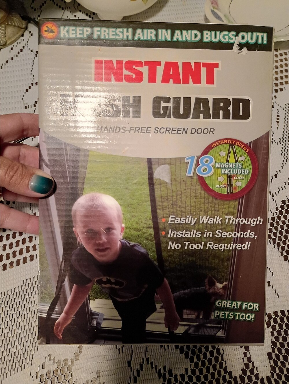 Instant Mesh Guard Hands-Free Screen Door
